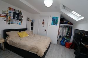 Photo 16- click for photo gallery